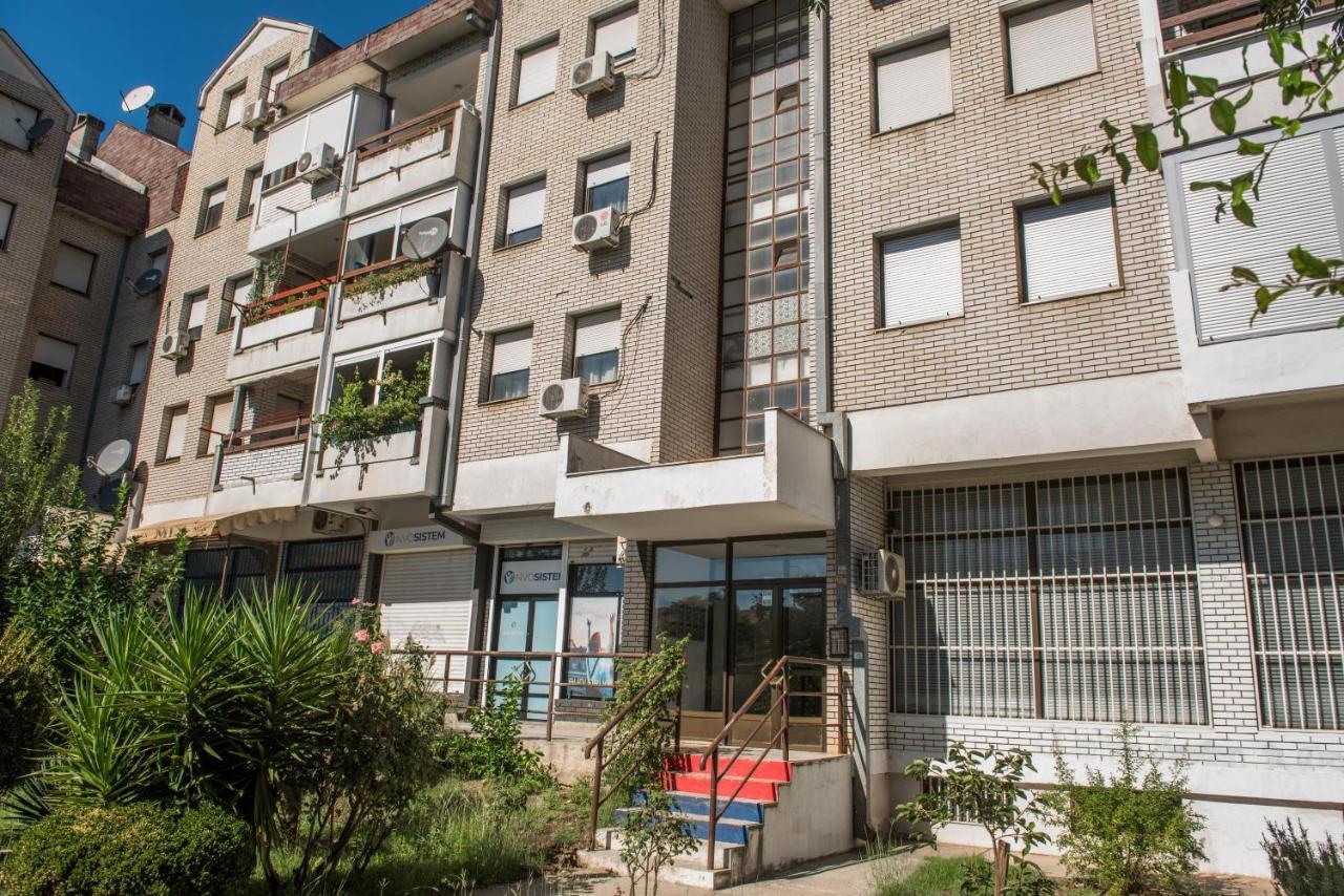 Apartman Vukcevic Podgorica Bagian luar foto